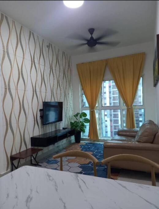 Rental Or Homestay Aisya Kajang Bangi Exterior photo